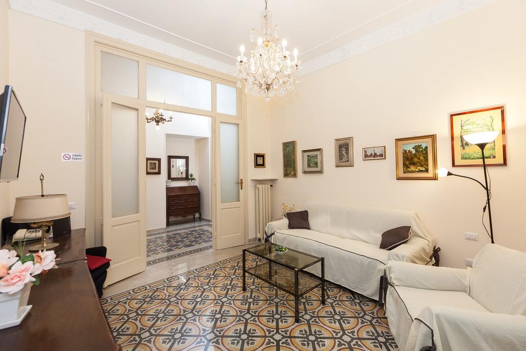 Betty Holiday Valadier Rome Extérieur photo