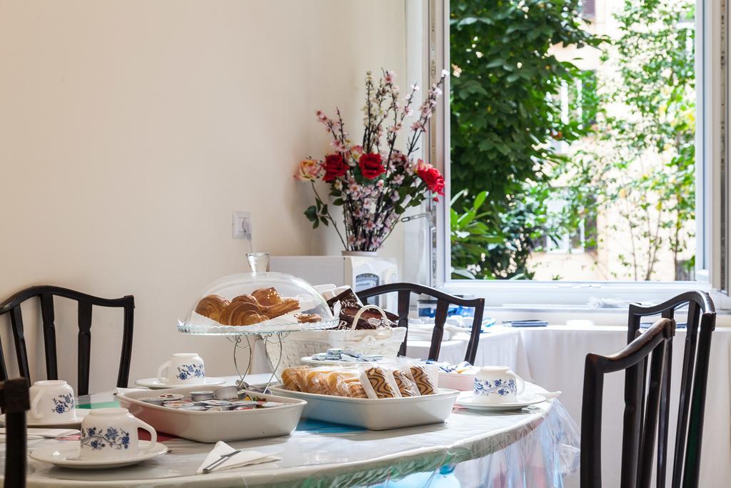 Betty Holiday Valadier Rome Extérieur photo